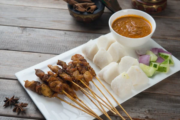 Вкусный малайзийский сатай — стоковое фото