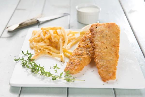 Anglické Fish and chips — Stock fotografie