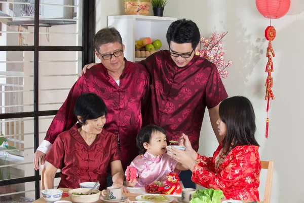 Chinese new year dinner - family — Stock Photo, Image