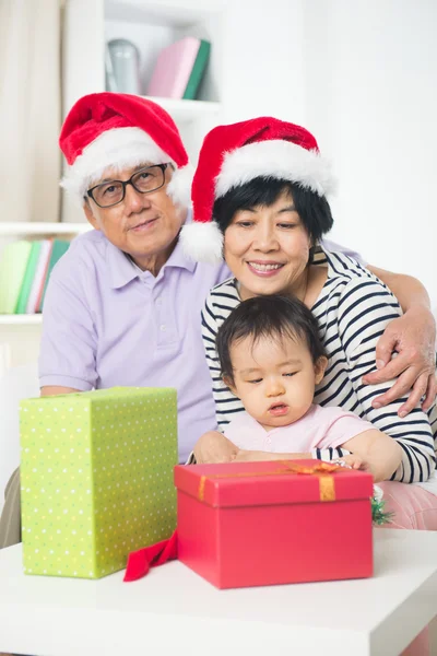 Asiáticos abuelos — Foto de Stock