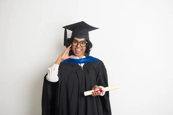 Graduada india — Foto de Stock