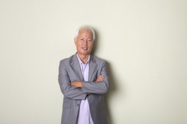 Asya komuta sizde rahat kıyafet içinde