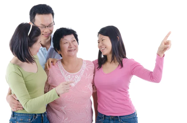 Felice adulto asiatico famiglia — Foto Stock