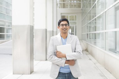 dizüstü bilgisayar ile Hint erkek