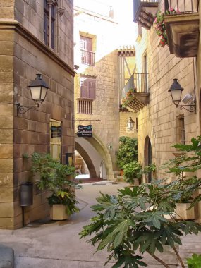 Barcelona'da eski sokak