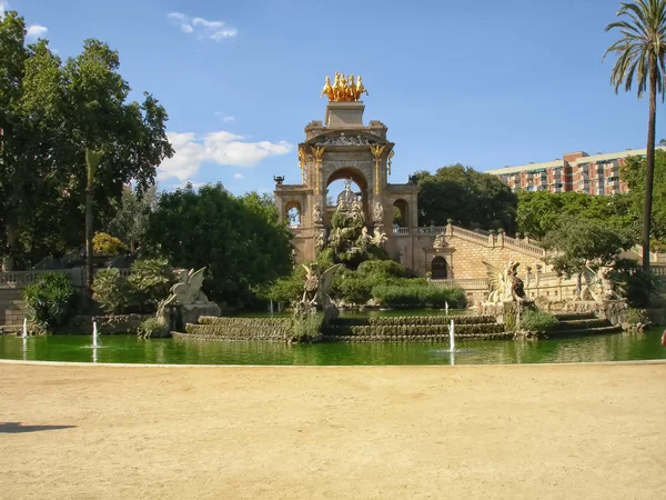 Brunnen in barcelona — Stockfoto