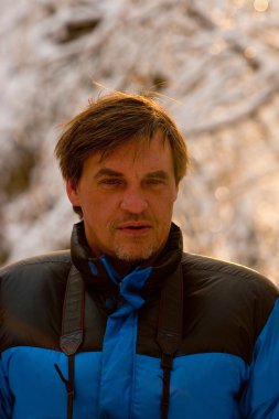 Adamın portre açık hava