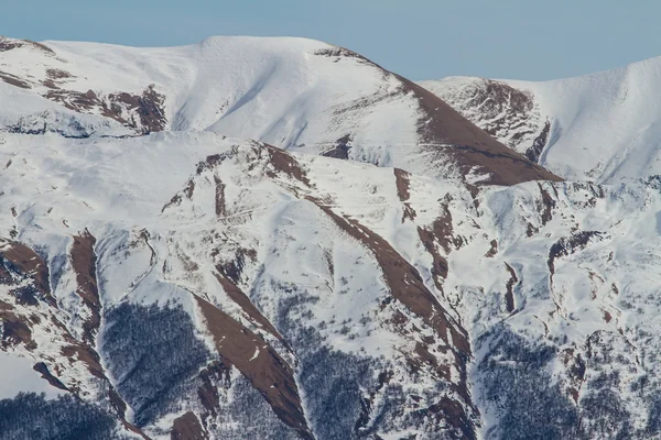 Montañas en la nube — Foto de Stock