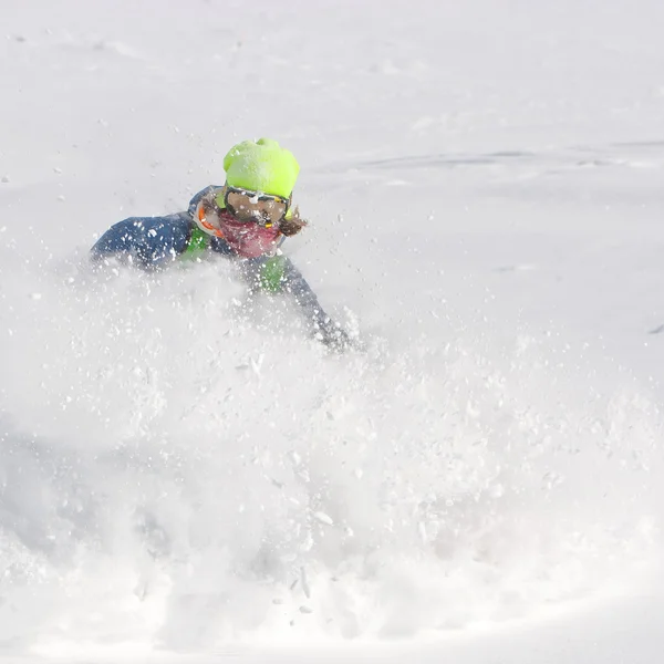 Freerider em um pó de neve — Fotografia de Stock