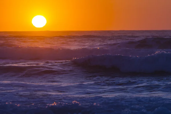 Pôr do sol no mar — Fotografia de Stock