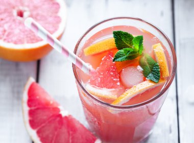 taze narenciye içki