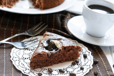 Çikolatalı ev yapımı kek.