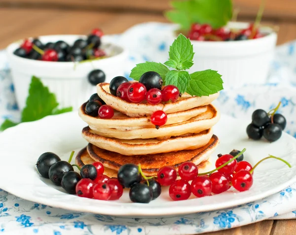 Pannenkoeken voor het ontbijt — Stockfoto