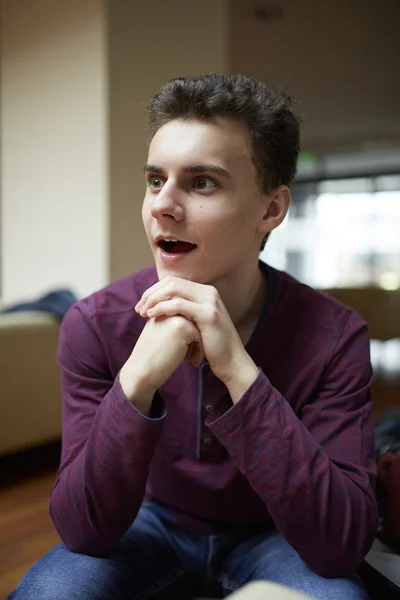 Boy with a surprised expression — Stock Photo, Image