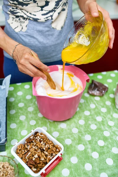 Housewife making a sweet pastry — Stock Photo, Image