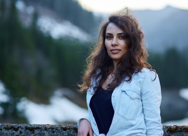 güzel İspanyol Kadın kılığında