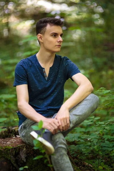 Teenage boy posing — Stock Photo, Image