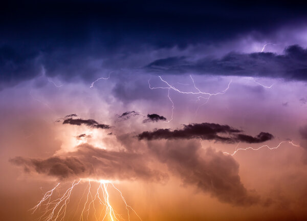  lightning bolt hitting among the clouds