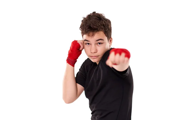 Jonge Kickboxer Training Schaduw Boksen Geïsoleerd Witte Achtergrond — Stockfoto