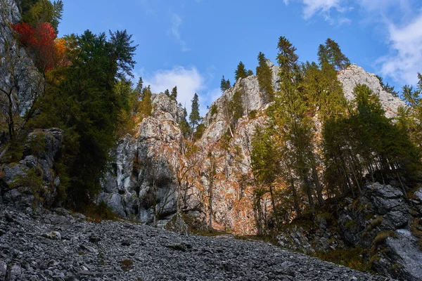 Montanhas Com Scree Trilha Caminhadas — Fotografia de Stock