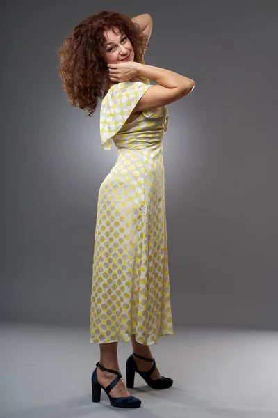 Beauty Studio Portrait Mature Curly Haired Woman Long Dress — Stock Photo, Image