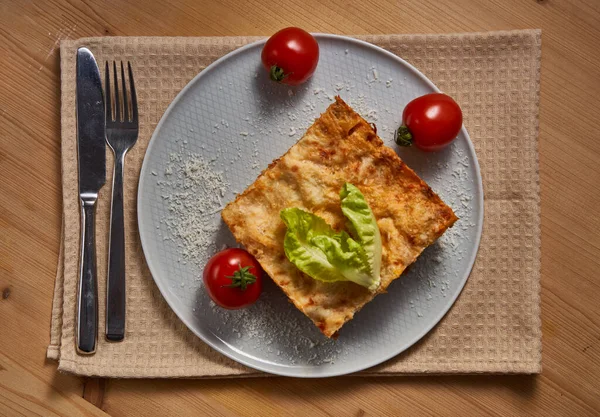 Italiaanse Lasagne Traditioneel Recept Met Bechamelsaus Parmezaanse Kaas — Stockfoto