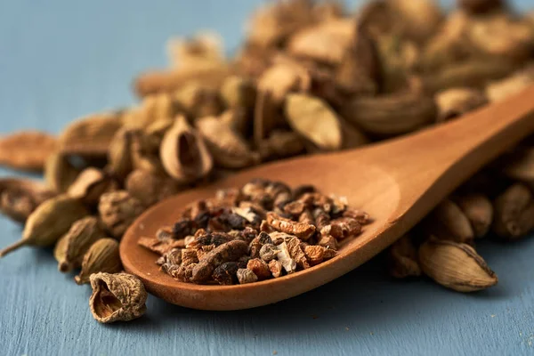 Closeup Dried Cardamom Seeds Oriental Spice — Fotografia de Stock
