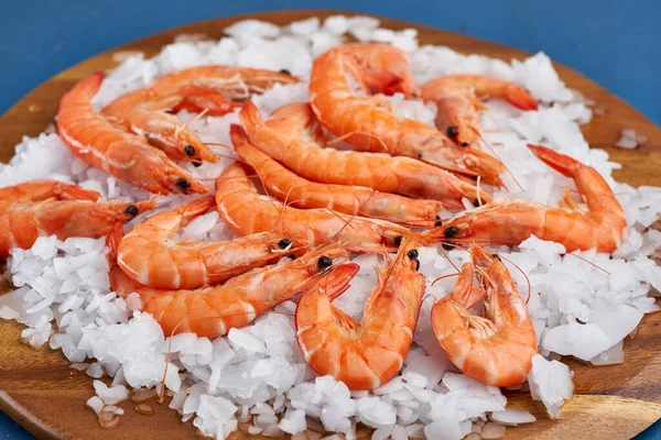 Closeup Raw Red Shrimps Fresh Fish Market Kept Ice — Stock Photo, Image