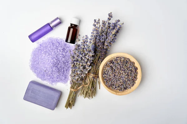 Sal Baño Lavanda Jabón Aceites Productos Cosméticos Aislados Sobre Fondo —  Fotos de Stock