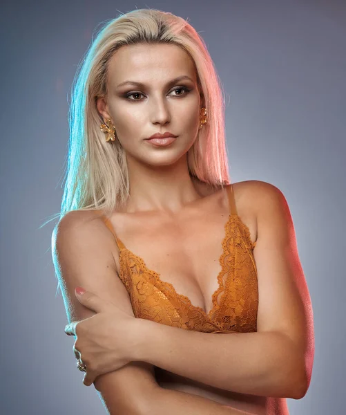 Nahaufnahme Einer Schönen Blonden Frau Dessous Glamour Model Studioaufnahme — Stockfoto