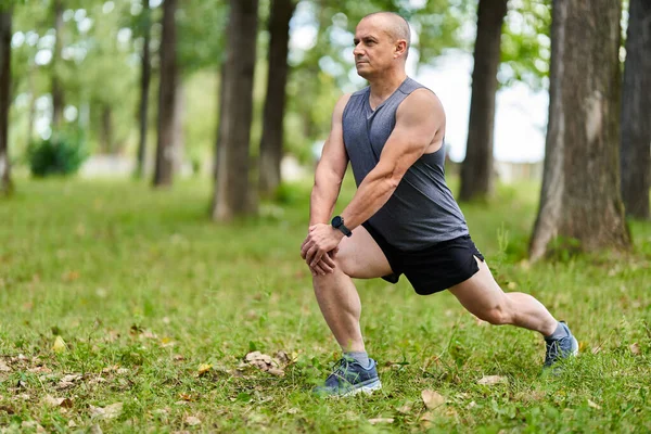 Langstreckenläufer Dehnen Und Wärmen Sich Vor Dem Lauf — Stockfoto