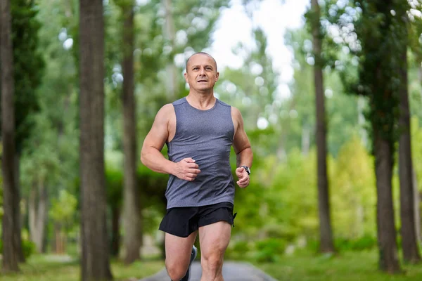 Sportman Marathonloper Training Steegjes Van Het Park — Stockfoto