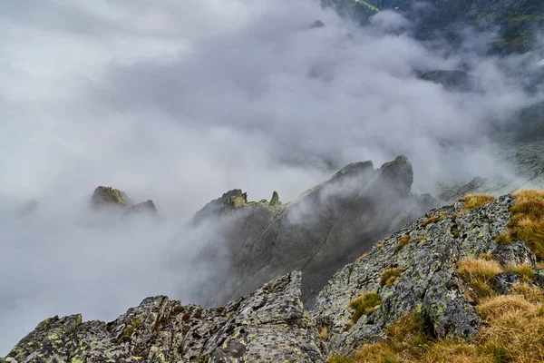 Cordillera Fagaras Rumania Paisaje Finales Verano Con Picos Rocosos — Foto de Stock