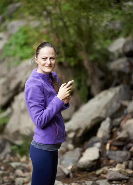 Op zoek naar huidige positie met gps — Stockfoto