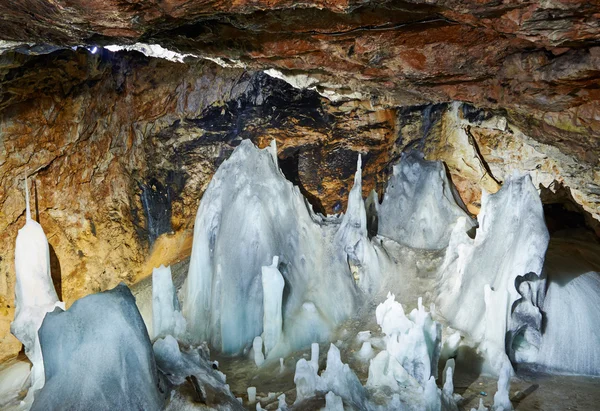 Cave glacier — Stock Photo, Image