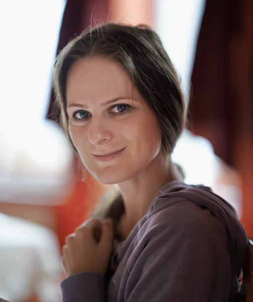 Young lady indoor — Stock Photo, Image