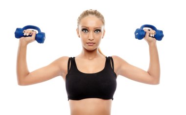Fitness Bayan dumbell ile çalışma