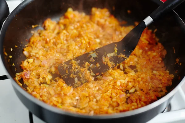 Gebakken groenten in een pan — Stockfoto