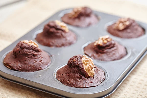 Chocolate cupcakes in tray — Stock Photo, Image