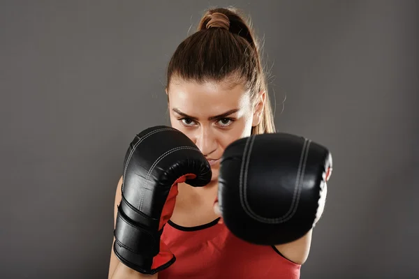 Kickbox woman left jab — Stock Photo, Image