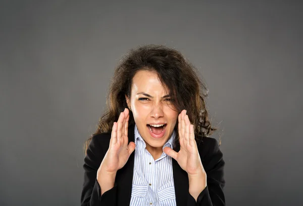 Mulher de negócios irritada gritando — Fotografia de Stock