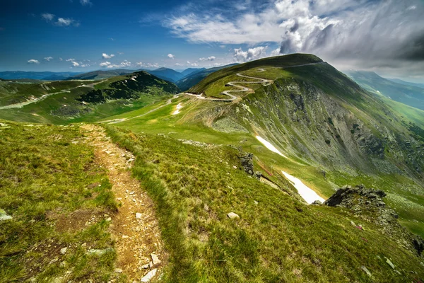 Parang bergen i Rumänien — Stockfoto