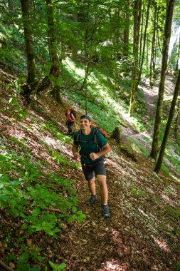 ormana hiking backpackers