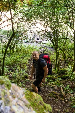 Mutlu backpacker Hiking
