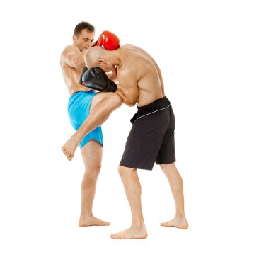 Fikir tartışması iki kickbox savaşçıları
