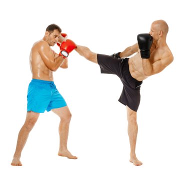 Fikir tartışması iki kickbox savaşçıları