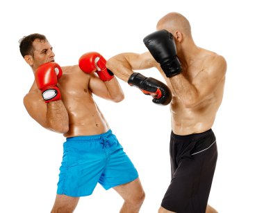 Fikir tartışması iki kickbox savaşçıları