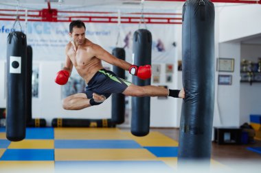 Kickbox avcı eğitim