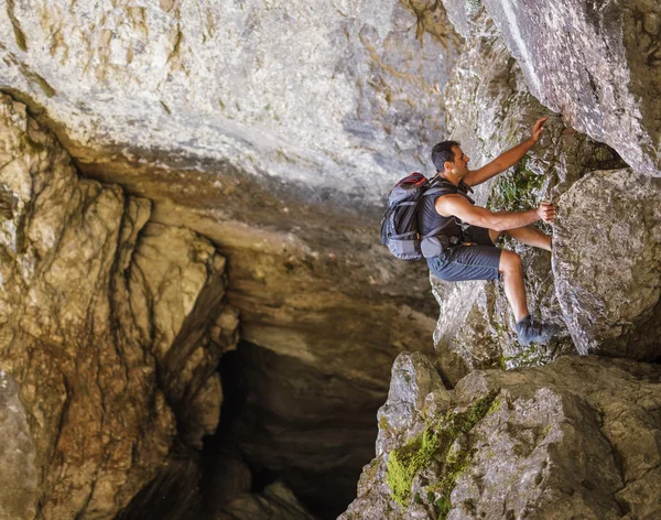 Lezecká stěna mountain Hiker — Stock fotografie