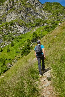 çocukla hiking sırt çantası